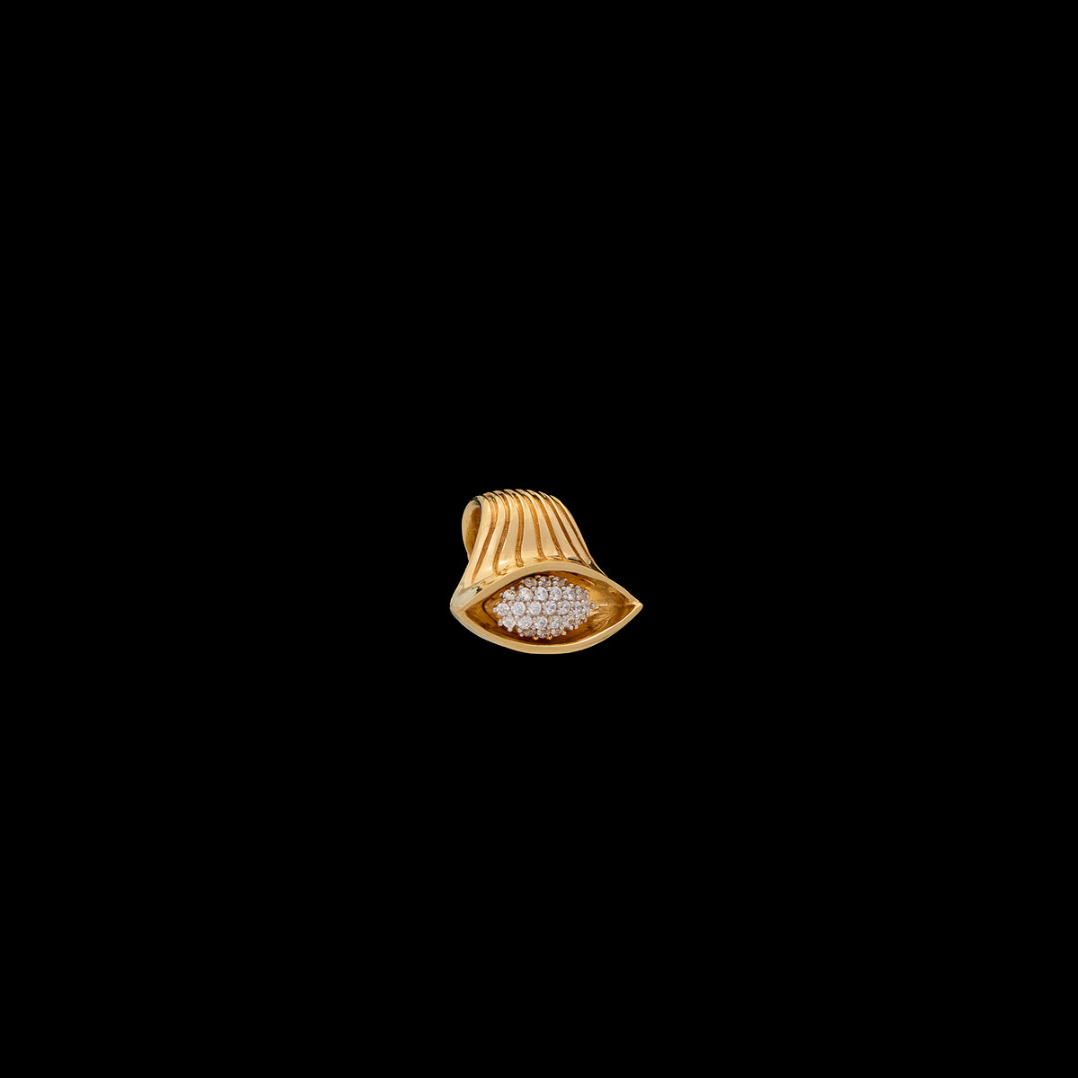 Pietre Single Pendant - Small Diamond Pave